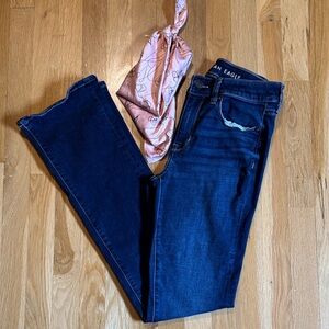 American Eagle Outfitters Women's Dark Blue Skinny with a Kick Jeans Size 2R